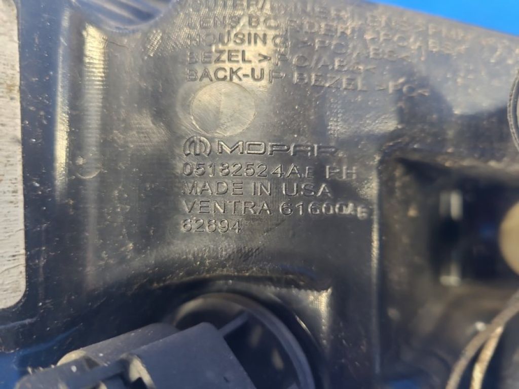 5182524AD | Фонарь наружный прав. CHRYSLER 200 10-14 - Фото 7