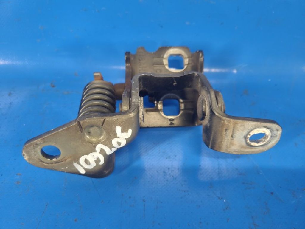 55360918AH | Петля двери нижняя передн. прав. CHRYSLER 200 10-14