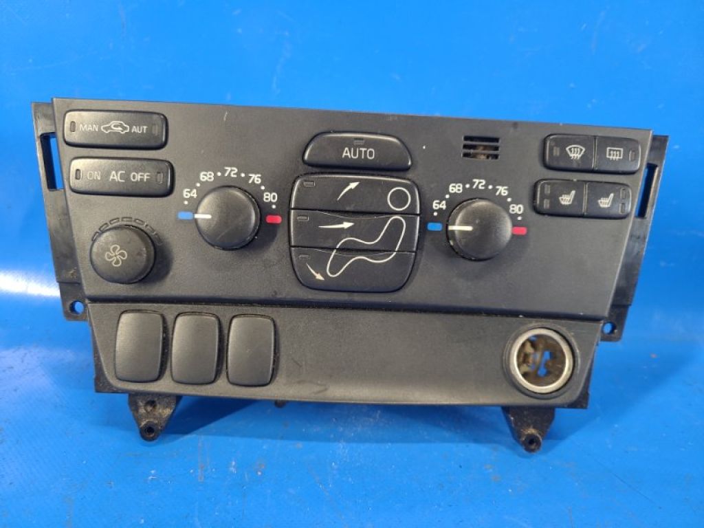 30746023 | Блок управления печкой VOLVO XC70 00–07