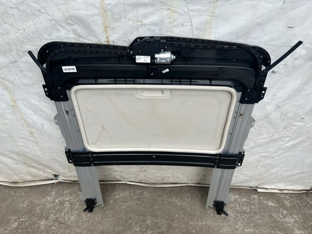 GN1Z-58502A82-BC | Люк FORD ECOSPORT 18-22 - Фото 4