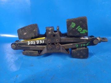 Домкрат TOYOTA CAMRY 40 06-11