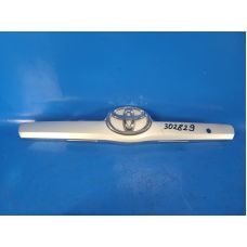 накладка кришки багажника TOYOTA CAMRY 40 06-11