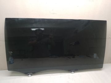 Стекло двери задн. прав. TOYOTA SIENNA 11-16