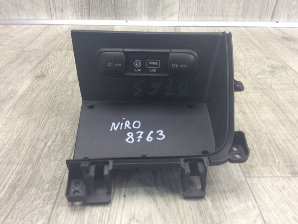 84632G5010WK | Накладка в салоне KIA NIRO 16-
