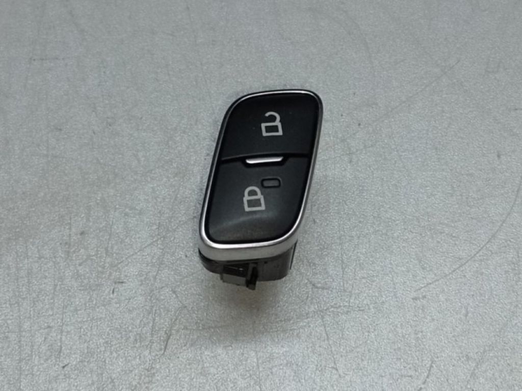 F1EZ-1402-8A | Кнопка центрального замка передн. лев. FORD ECOSPORT 18-22
