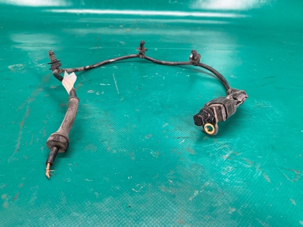 HV6Z-2C190-A | Датчик ABS задн. прав. FORD FOCUS 10-18