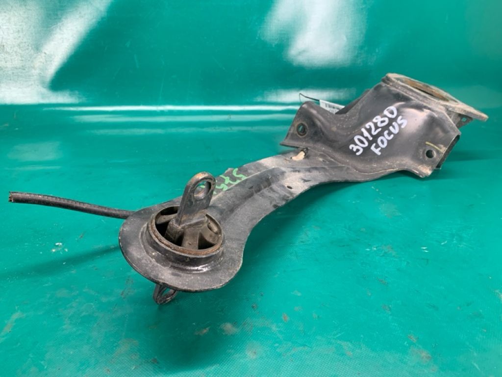 BV6Z-5A968-B | Важіль задньої підвіски поздовжній прав. FORD FOCUS 10-18 - Фото 7