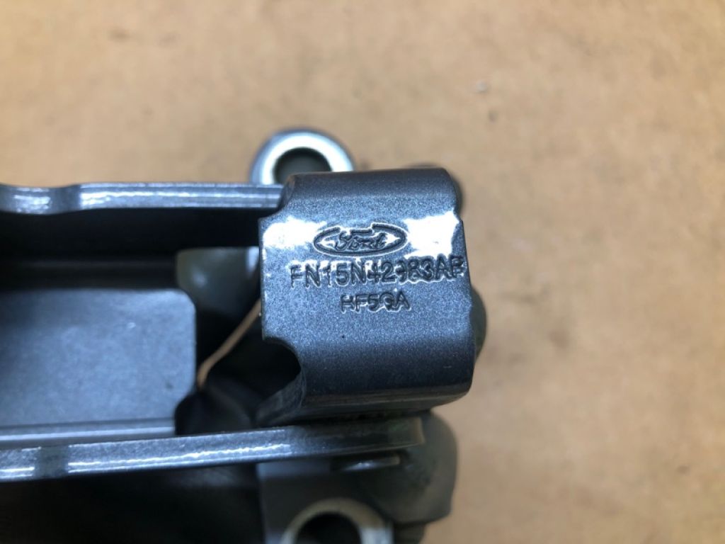 CN1Z-7426810-B | Петля двери багажника FORD ECOSPORT 18-22 - Фото 3