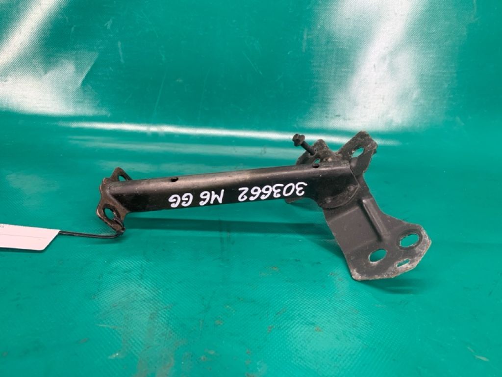 GK2A-52-15YA | Кронштейн замку капота MAZDA 6 GG 02-07
