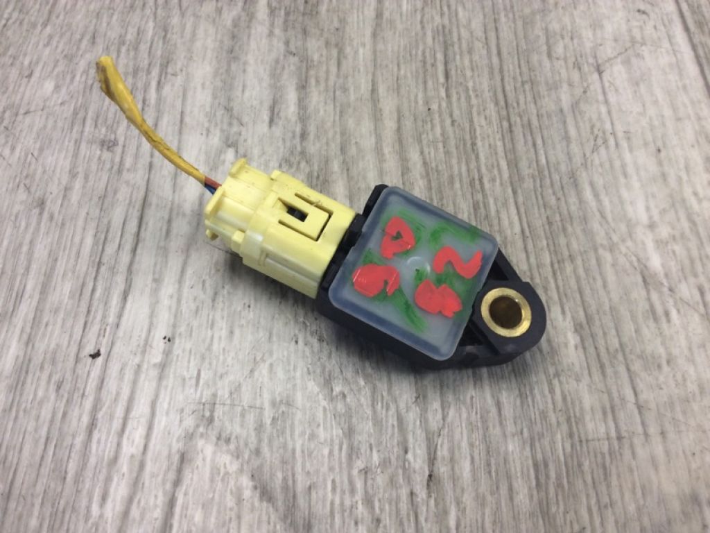 959203K000 | Датчик удара KIA FORTE/CERATO TD 08-13 - Фото 2