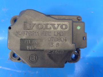 Моторчик заслонки печки VOLVO XC90 02–16