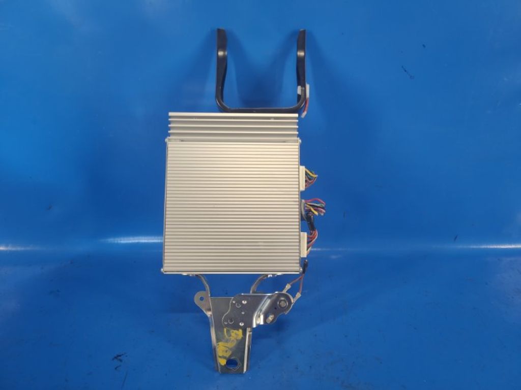 86280-0W390 | Усилитель звука TOYOTA CAMRY 40 06-11 - Фото 4