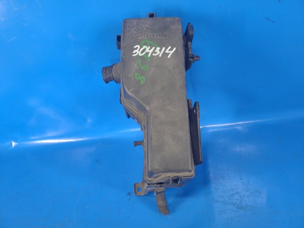 82740-33020 | Блок предохранителей моторный отсек TOYOTA CAMRY 40 06-11
