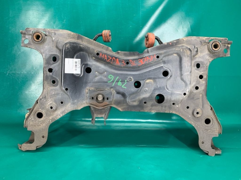 BBM4-34-800B | Балка передней подвески MAZDA 3 BL 09-13