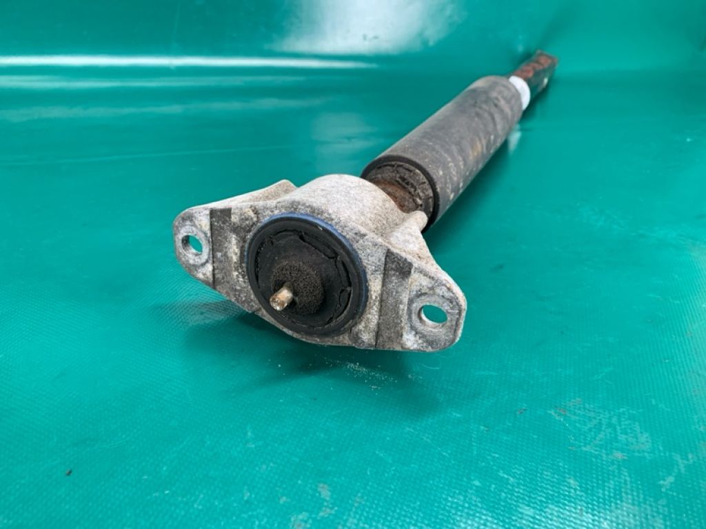 BBM2-28-910D | Амортизатор задн. прав. MAZDA 3 BL 09-13 - Фото 3