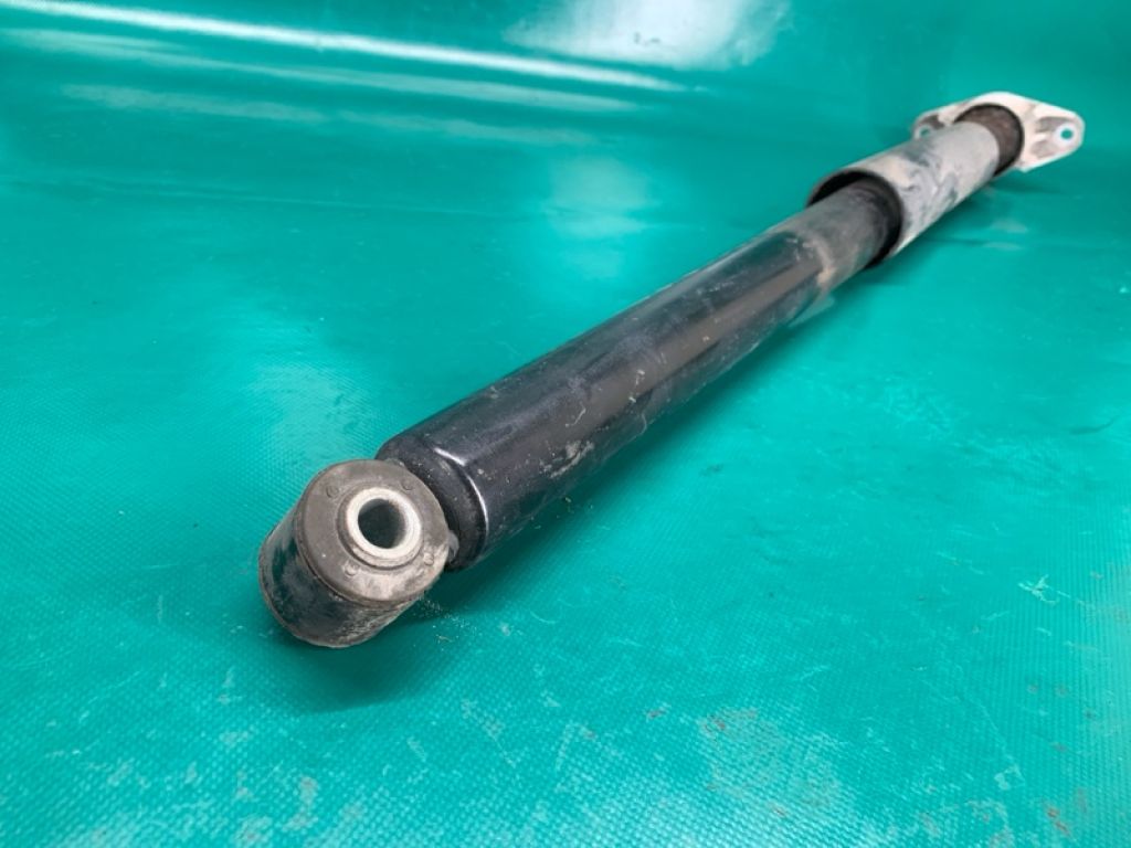 BBM2-28-910D | Амортизатор задн. прав. MAZDA 3 BL 09-13 - Фото 4