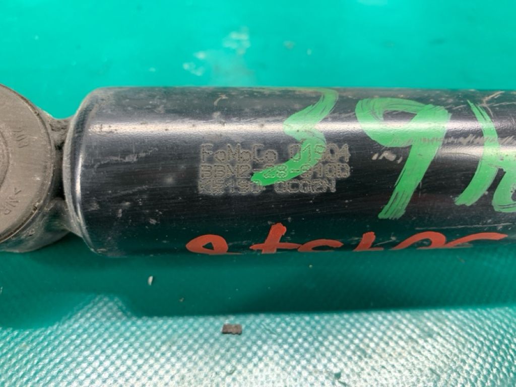 BBM2-28-910D | Амортизатор задн. прав. MAZDA 3 BL 09-13 - Фото 5