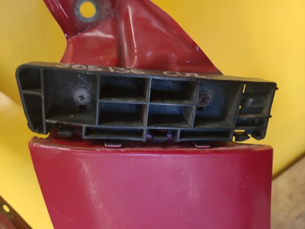 60212TL0G00ZZ | Кронштейн переднього бампера (на крилі) прав. HONDA ACCORD CU8 08-13