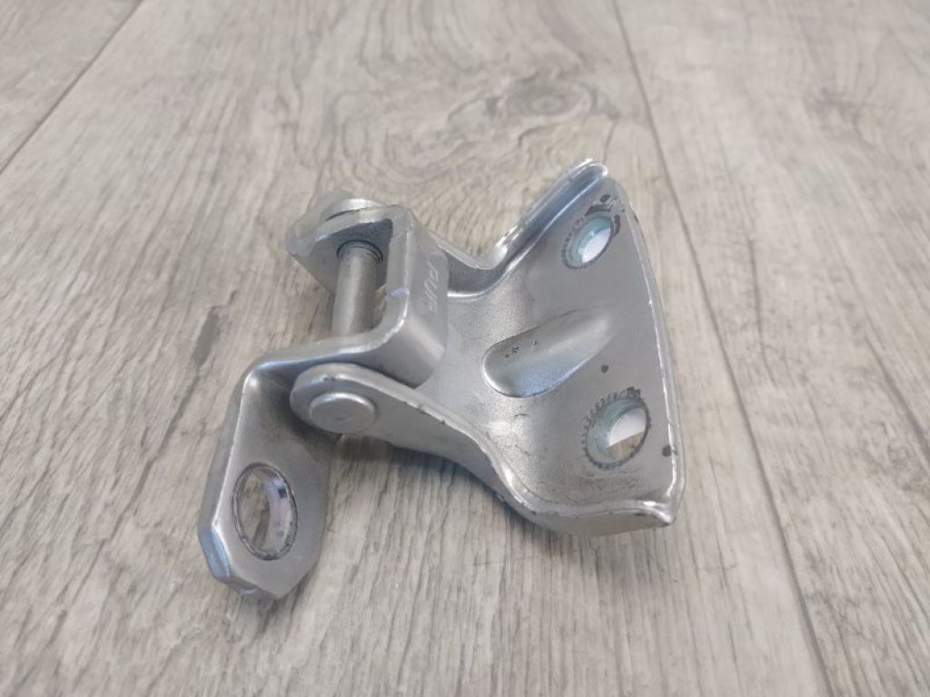 794202D000 | Петля двери верхняя задн. прав. KIA FORTE/CERATO TD 08-13