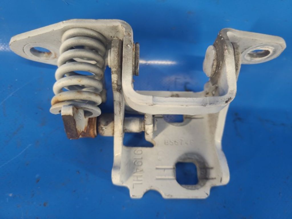 55360919AH | Петля двери нижняя задн. лев. CHRYSLER 200 10-14