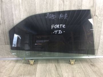 Скло дверей задн. прав. KIA FORTE/CERATO TD 08-13
