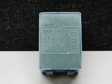 Реле двірників TOYOTA MATRIX 02-08