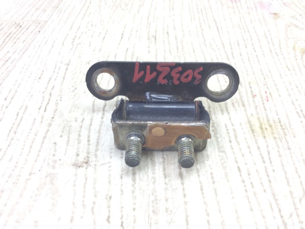 6881002060 | Петля кришки багажника TOYOTA VENZA 09-16