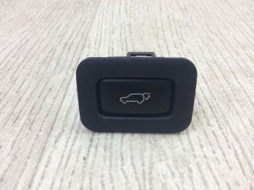 Кнопка открывания багажника внутренняя TOYOTA VENZA 09-16
