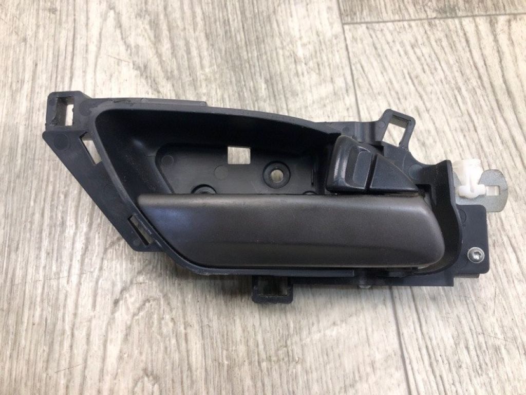 72120-STX-A01ZA | Ручка дверей внутрішня прав. ACURA MDX (YD2) 06-13