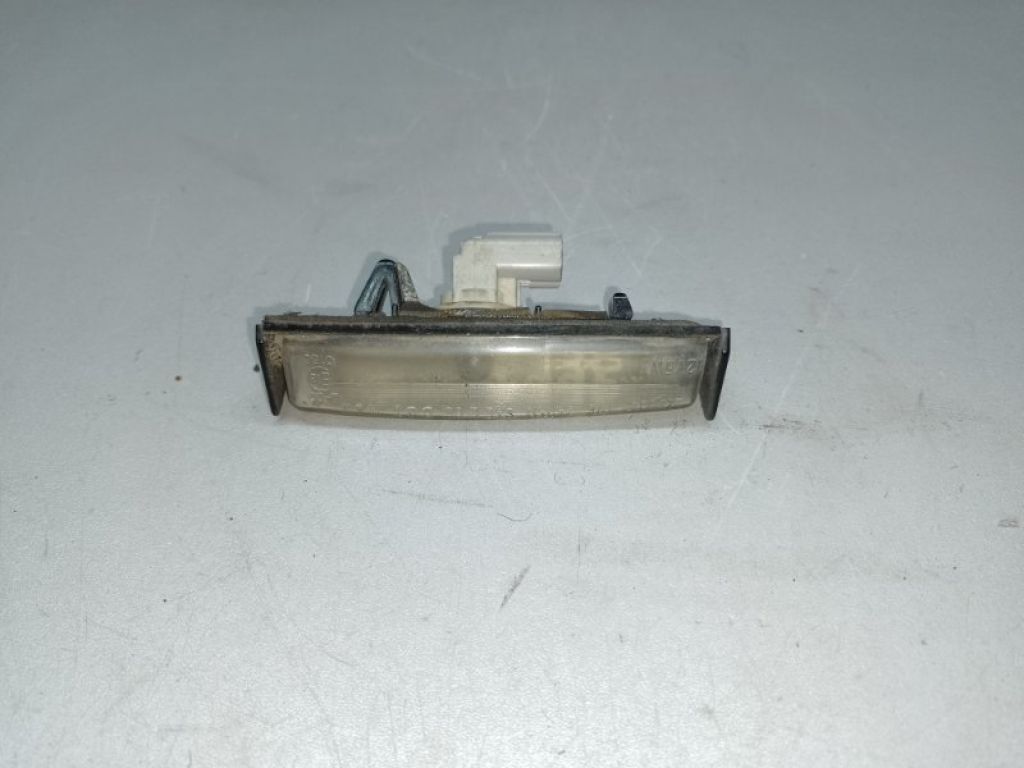 81271-30290 | Підсвічування номера LEXUS LS430 00-06