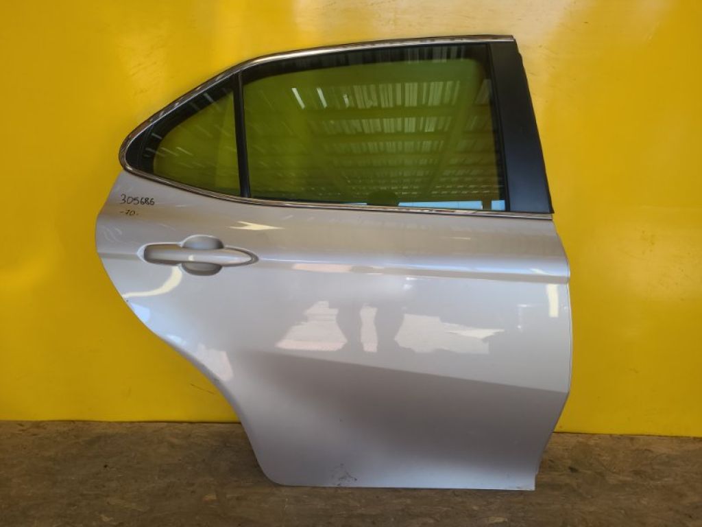 6700333270 | Дверь задн. прав. TOYOTA CAMRY 70 17-