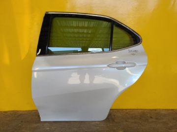 Дверь задн. лев. TOYOTA CAMRY 70 17-