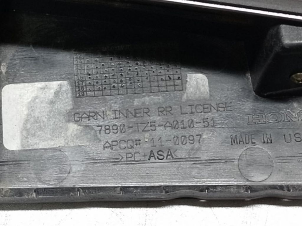 74890-TZ5-A02 | Панель подсветки номера ACURA MDX (YD3) 13-21 - Фото 4