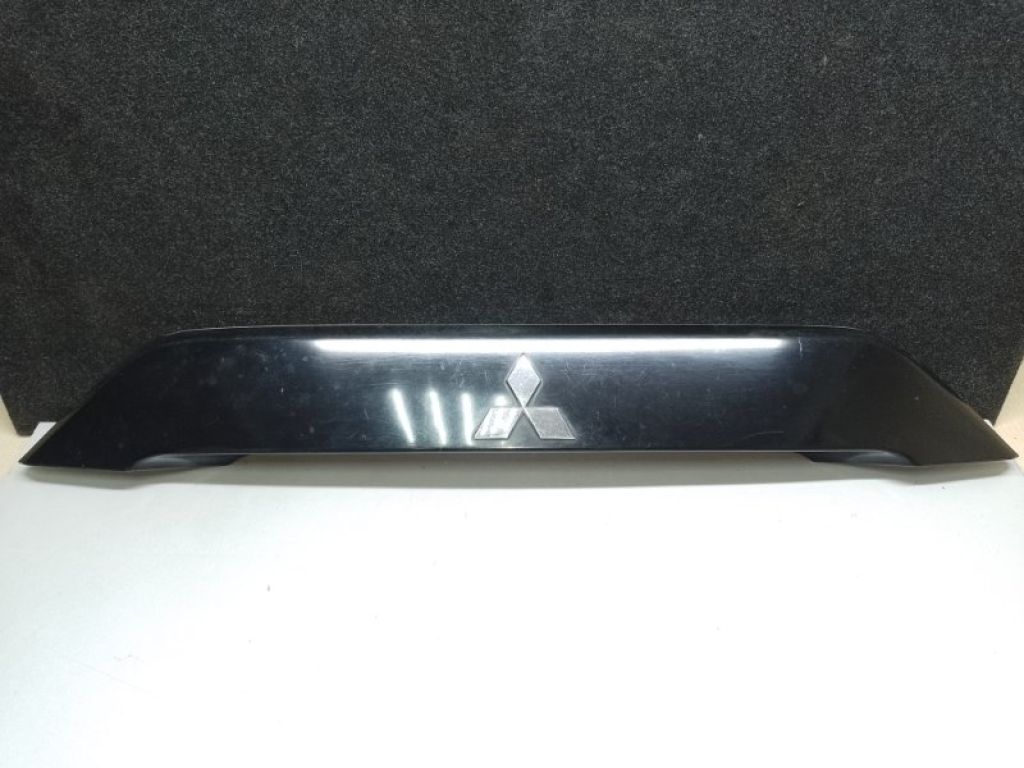 5817A024XA | Панель подсветки номера MITSUBISHI OUTLANDER XL 05-13