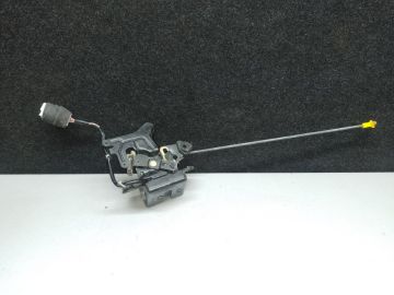 Замок кришки багажника TOYOTA MATRIX 02-08
