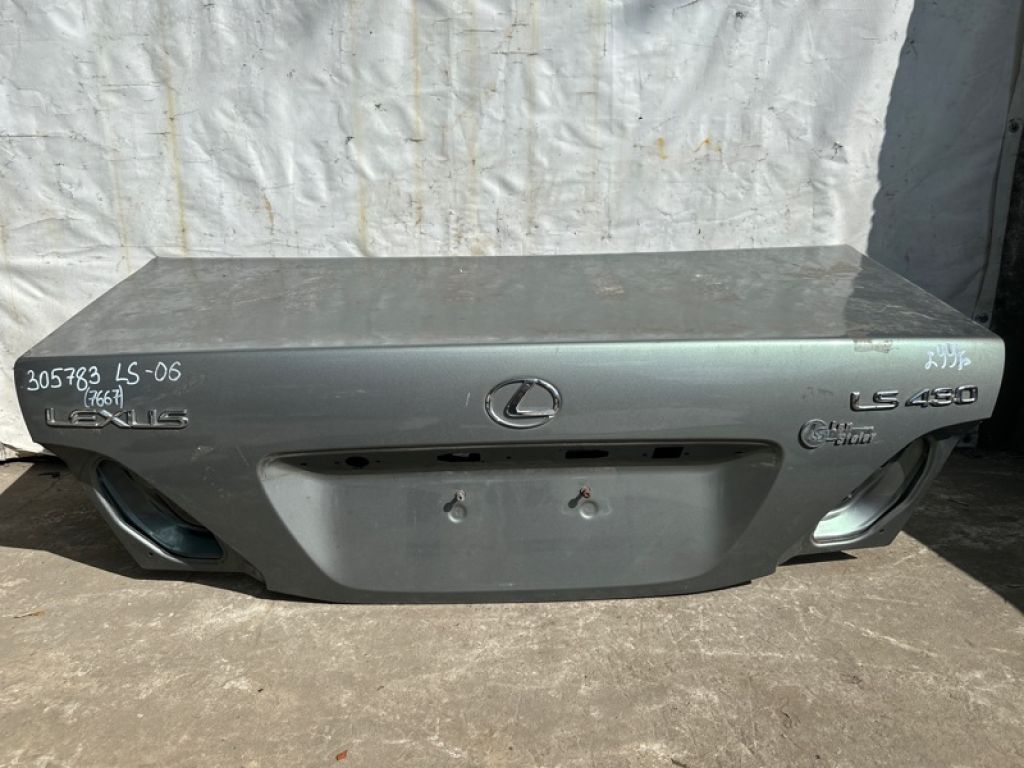 64401-50160 | Кришка багажника LEXUS LS430 00-06