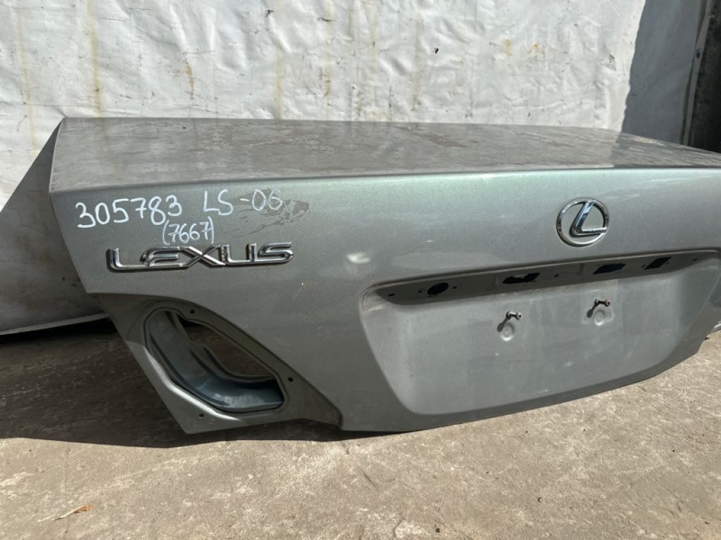 64401-50160 | Кришка багажника LEXUS LS430 00-06 - Фото 3