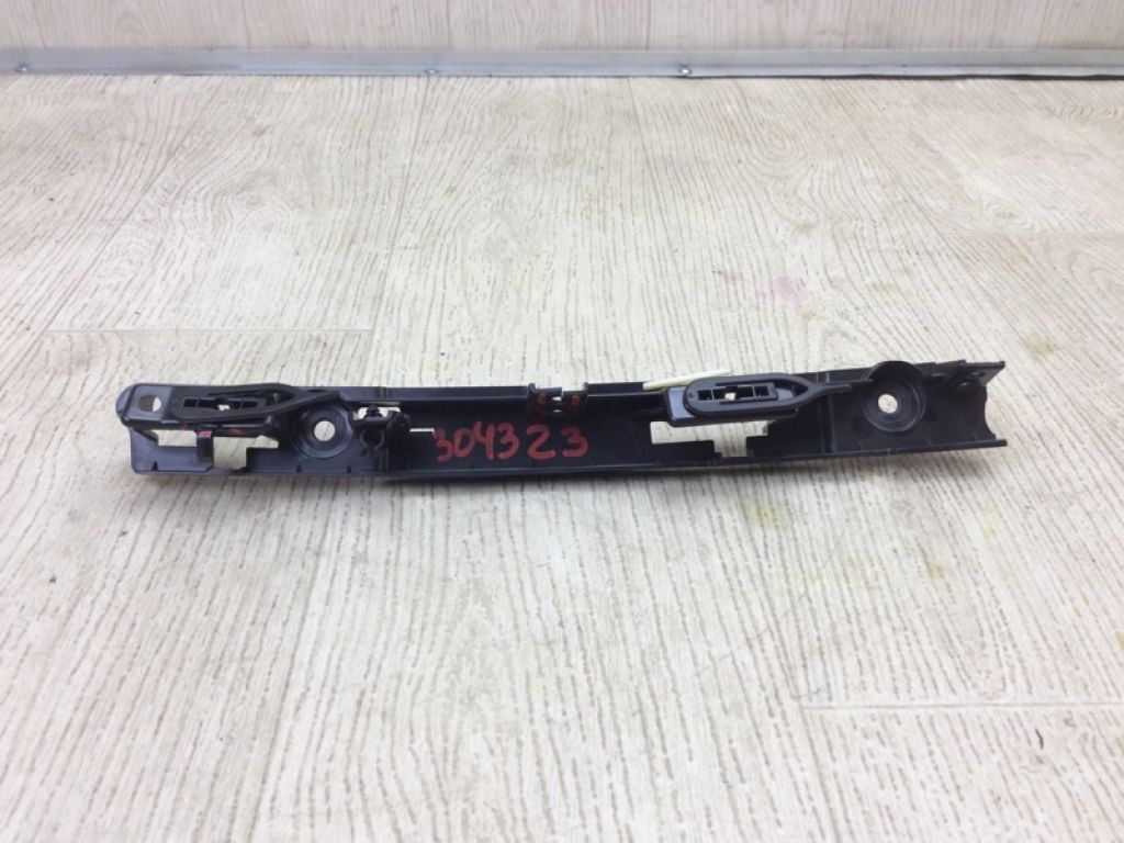 H2BZ-54026A52-A | Кронштейн прав. FORD FIESTA 08-17