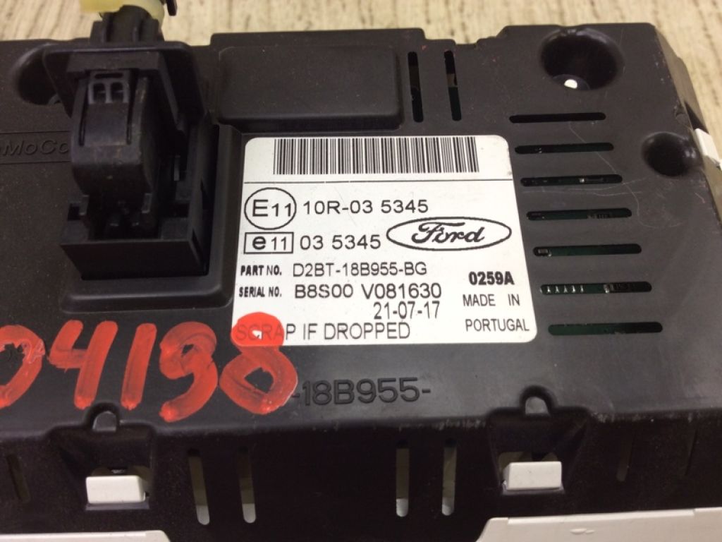 D2BZ-10D885-E | монітор FORD FIESTA 08-17 - Фото 4