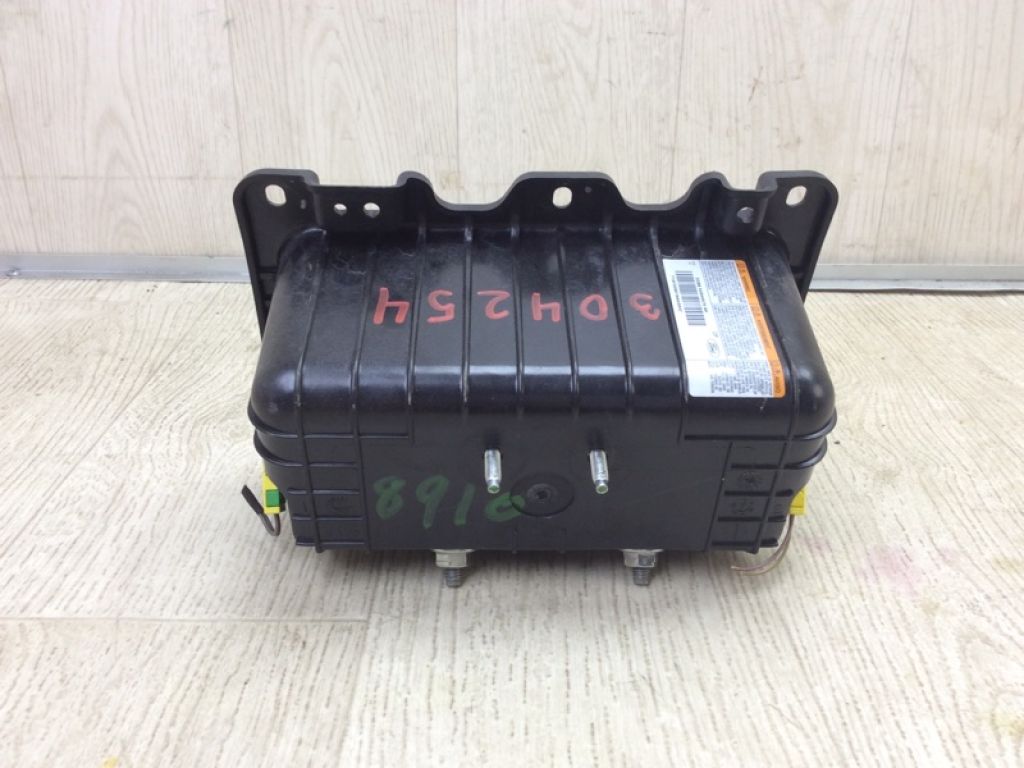 BE8Z-54044A74-AA | Подушка безопасности пассажира FORD FIESTA 08-17 - Фото 2