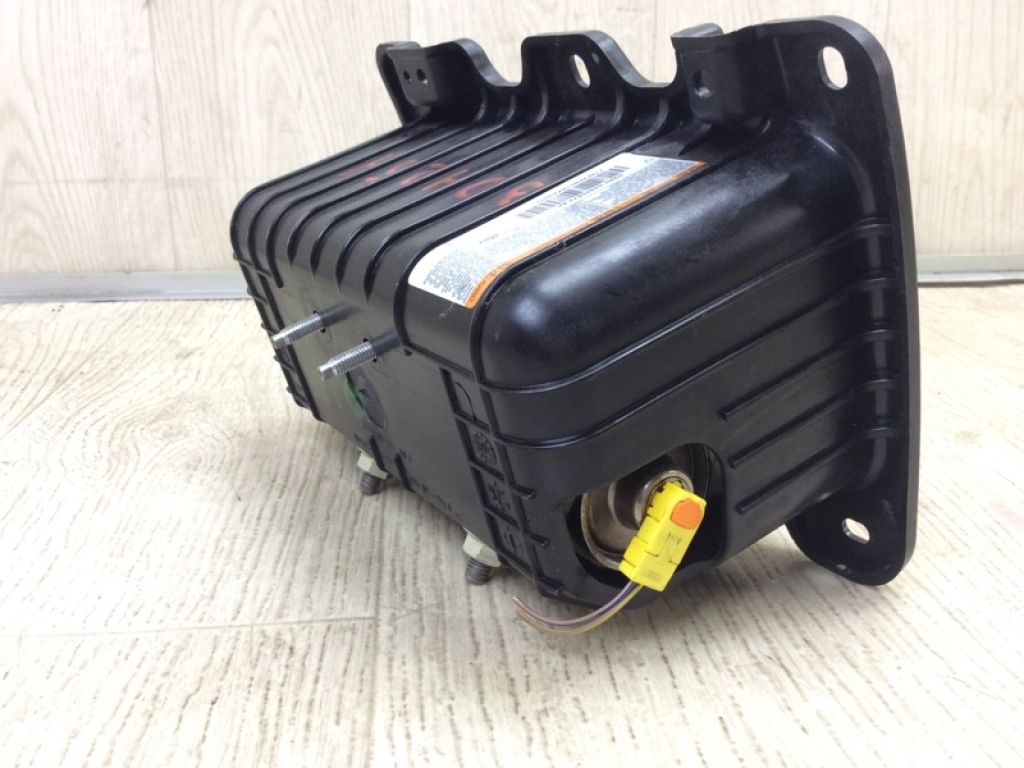 BE8Z-54044A74-AA | Подушка безопасности пассажира FORD FIESTA 08-17 - Фото 4