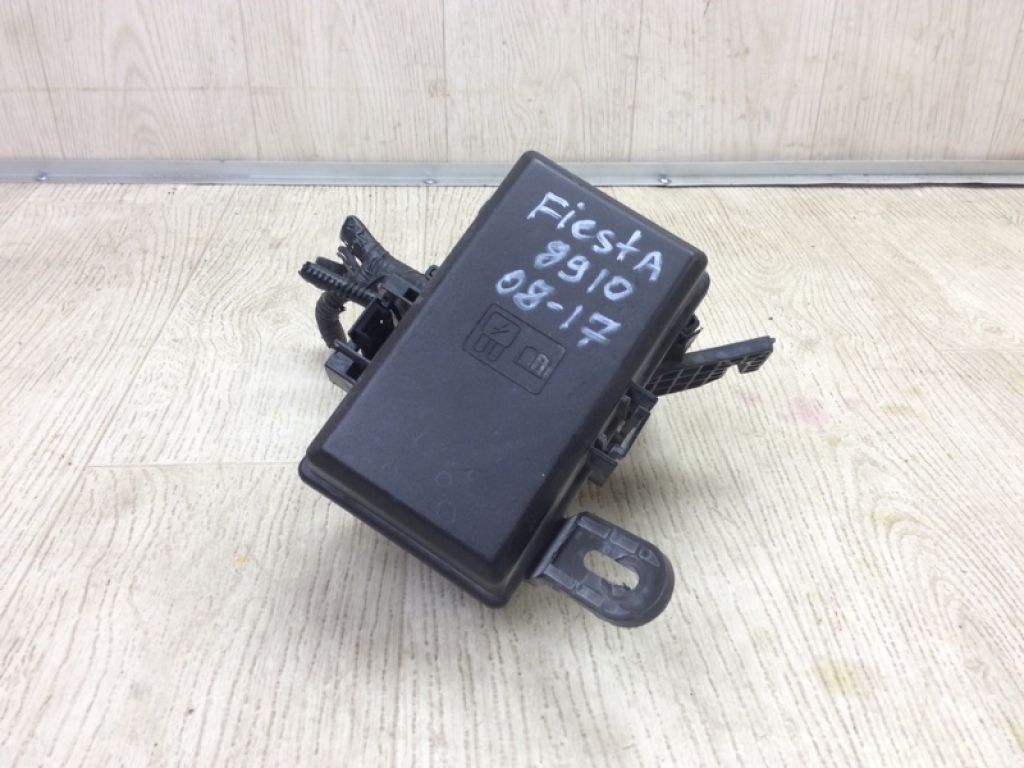 G2BZ-14290-C | Блок предохранителей моторный отсек FORD FIESTA 08-17