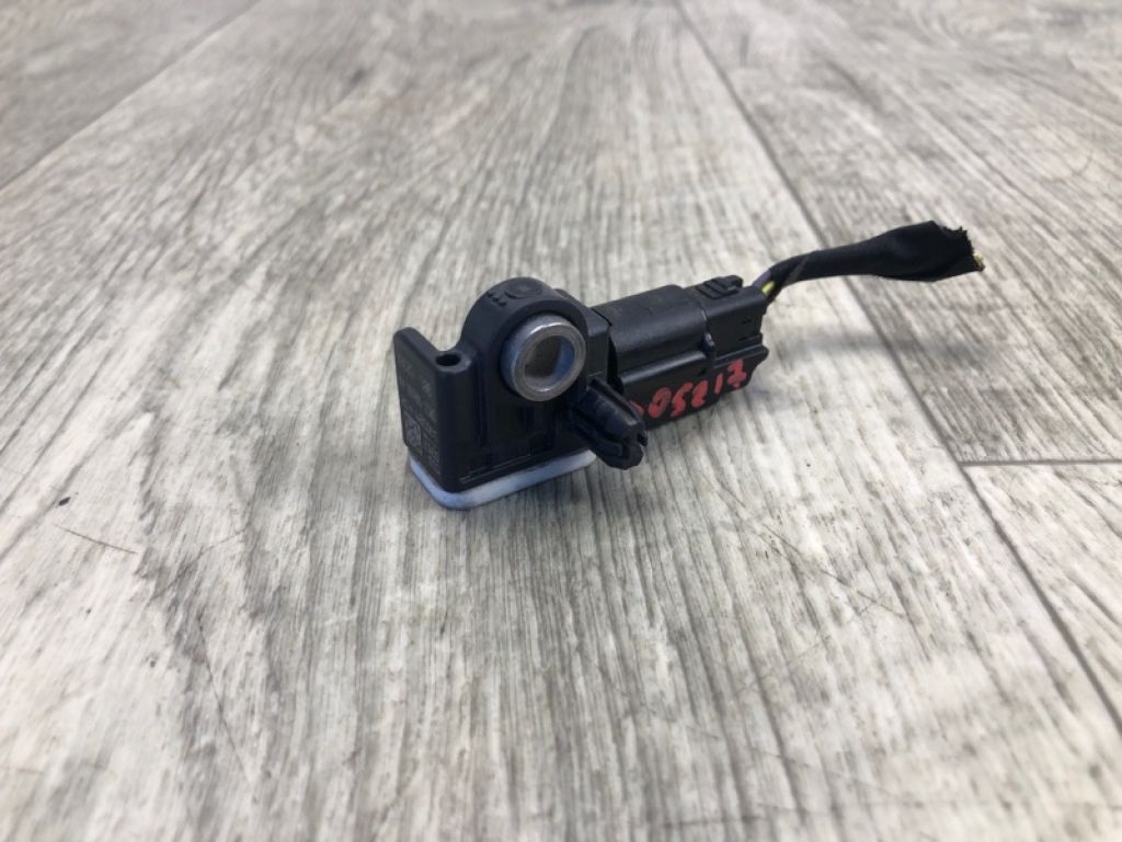 CP9Z-14B004-A | Датчик удара передн. LINCOLN MKZ 13-20
