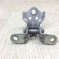 G2BZ-5426810-A | Петля двері нижня задн. прав. FORD FIESTA 08-17 - Прев'ю 2