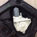 BE8Z-5427009-A | Стеклоподъемник задн. лев. FORD FIESTA 08-17 - Превью 3