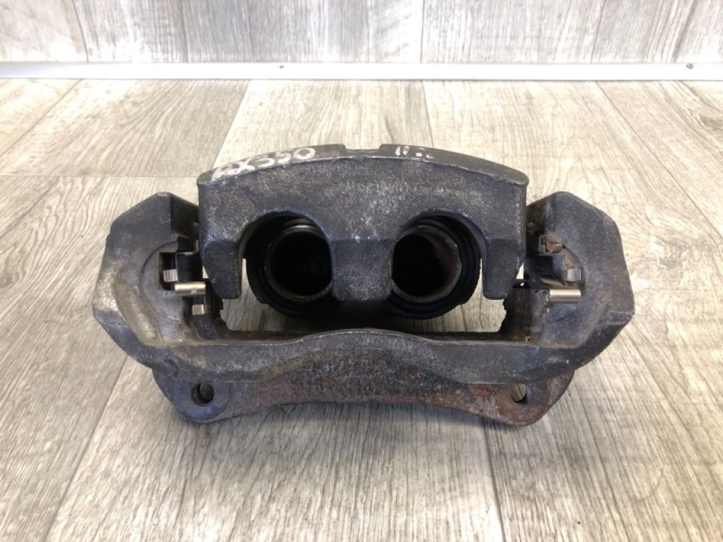 47730-0E030 | Супорт гальмівний передн. прав. LEXUS RX350/450 09-15 - Фото 2