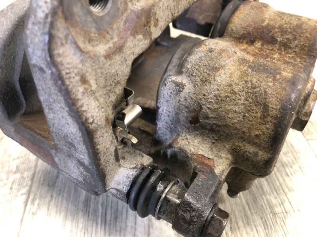 47730-0E030 | Супорт гальмівний передн. прав. LEXUS RX350/450 09-15 - Фото 6