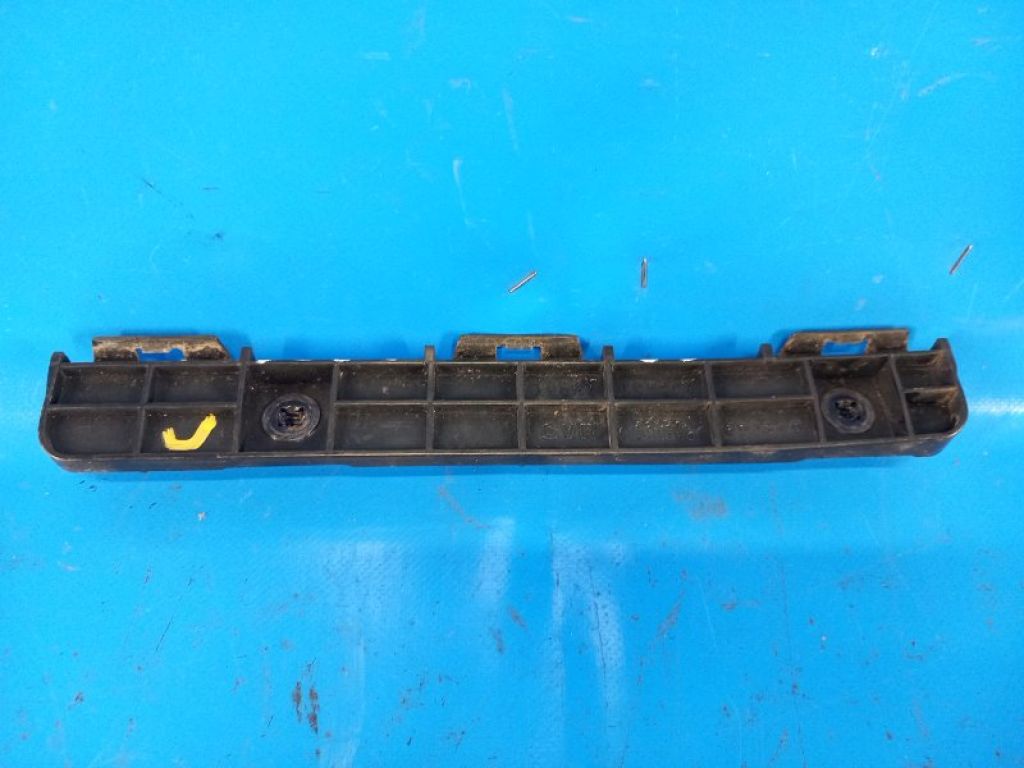 5215753060 | Кронштейн заднього бампера прав. LEXUS IS250/350 05-13