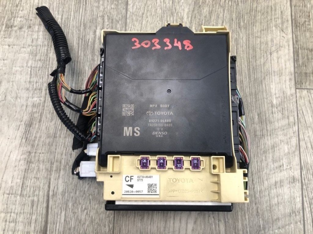 8273006A81 | Блок электронный TOYOTA CAMRY 70 17-