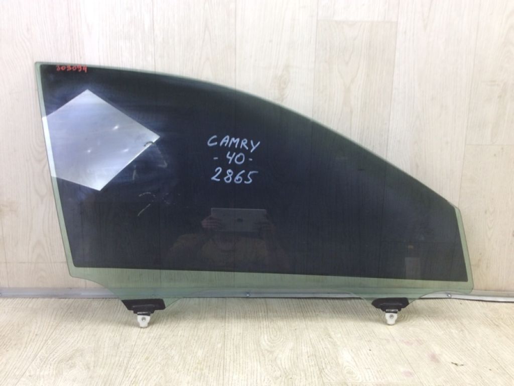 68101-06080 | Скло дверей передн. прав. TOYOTA CAMRY 40 06-11